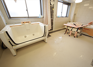 高齢者通所介護（デイサービス）・障害支援サービス施設